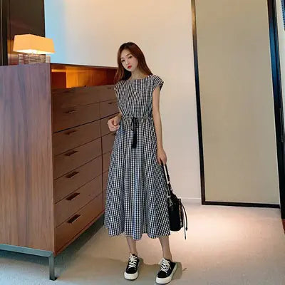 Plus Size Cotton Linen Dress with Waist Detail