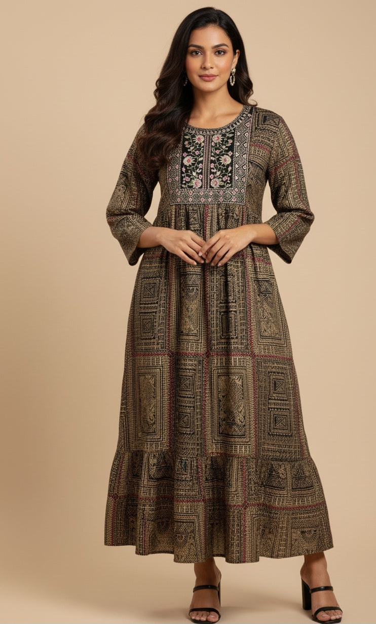 🖤 Artisan Elegance: Embroidered Yoke Cotton Maxi Dress 🌿